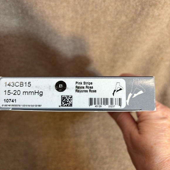 SIGVARIS WELL BEING Sz 7.5-9.5 Pink Stripe Compression Socks 15-20 mm hg NEW - Picture 4 of 8